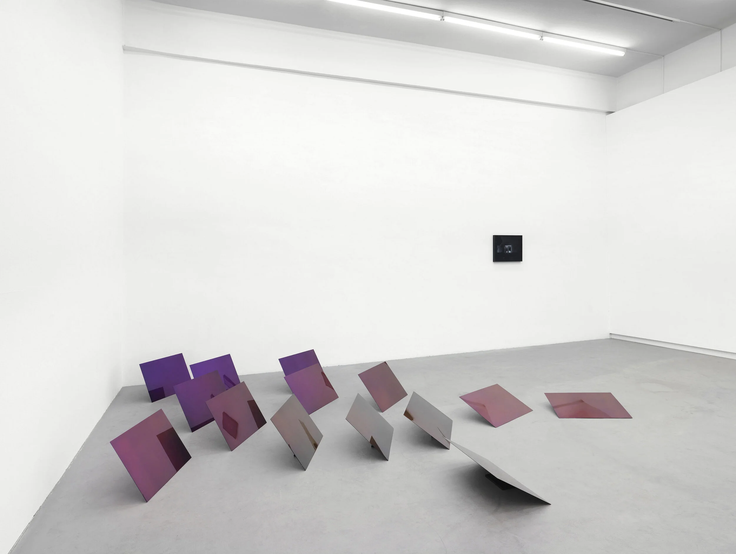 Chris Cornish - installation view - the world lies waiting GSL